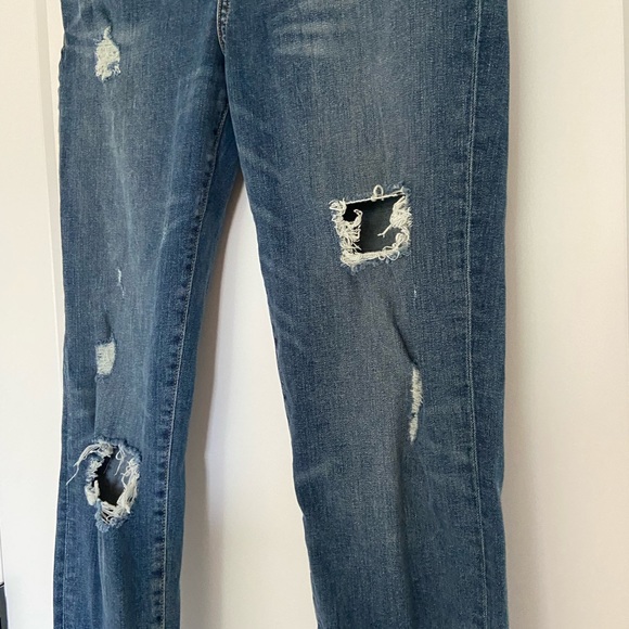 Lovers + Friends | Ricky Skinny Jeans Distressed - Picture 4 of 7
